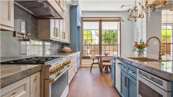 J&K Cabinetry